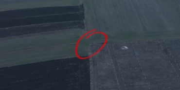 Fabrikaya girmeye çalışan maskeli hırsızlar dronlu operasyonla yakalandı