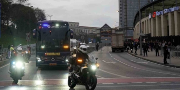 Fenerbahçe, Tüpraş Stadyumu’na ulaştı