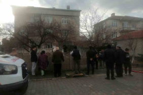 Garajda başlayan yangın eve sıçradı