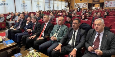 Gölcüklüler Mavera Dergisi Sempozyumu’nda buluştu