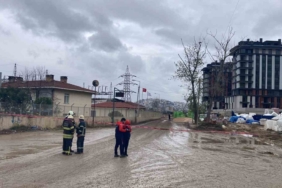 İş makinesi doğalgaz borusunu deldi, 13 mahallenin gazı kesildi