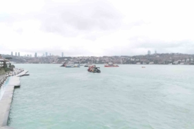 İstanbul Boğazı’nda balıkçı tekneleri akıntıya kapıldı