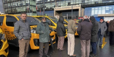 İstanbul’da 8+1 taksi mağdurları eylem yaptı