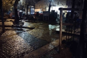 İstanbul’da sağanak yağış gece saatlerinde de etkisini sürdürüyor