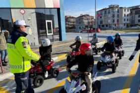 Jandarmadan öğrencilere trafik eğitimi