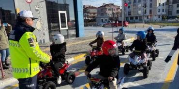 Jandarmadan öğrencilere trafik eğitimi