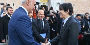Japonya Veliaht Prens ve Prensesi, Ayasofya-i Kebir Camii Şerifi’ni ziyaret etti