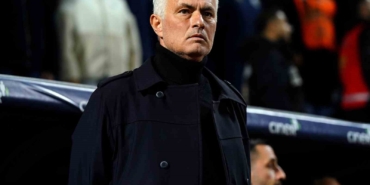 Jose Mourinho’dan Eyüpspor maçında 4 değişiklik