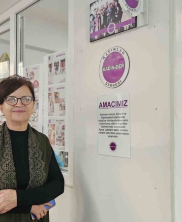 Kadınlar ürettikleri ürünlerle ev bütçesine katkı sağlıyor