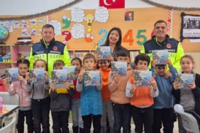 Kapaklı’da 22 öğrenciye trafik kuralları eğitimi verildi