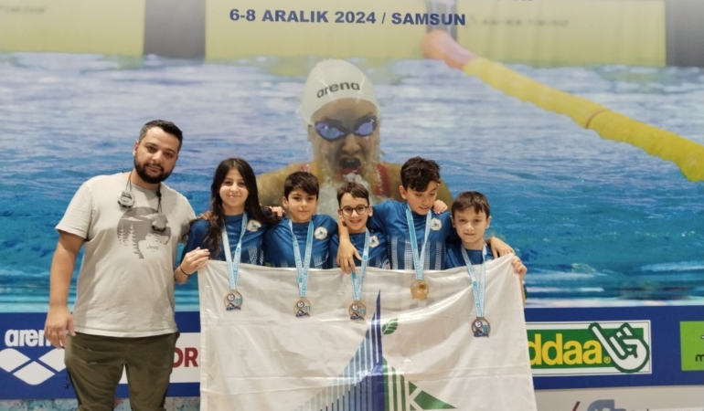 Kartepe Belediyespor yüzme takımından tarihi zafer