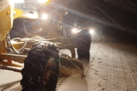 Kazdağları’nda kar kalınlığı 12 santimetreye ulaşırken ulaşımda aksamalar yaşanıyor