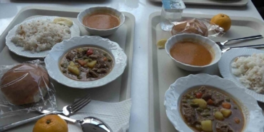 Kent Lokantasında 4 kap yemek 70 liradan satılırken, ilk günlerde yoğun ilgi oldu