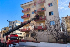 Keşan’da çakmakla oynayan çocuk yangına sebep oldu