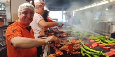 Köfteci Yusuf’un kartellerle ve aracılarla savaşı sürüyor