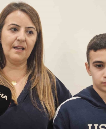 Koronavirüsün etkisiyle kalp kası iltihabına yakalandı, yüzme tutkusu ile sağlık engelini aştı