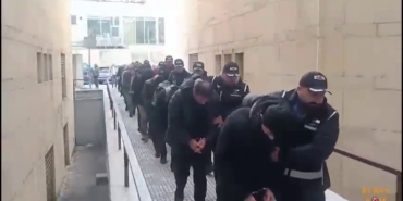 “Kredi çekeceğiz” vaadiyle 20 milyon dolandırdılar... 14 kişi tutuklandı