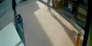 Maltepe’de palet hırsızlığı: Çaldı, yuvarlandı, yakalandı