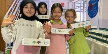 Miniklere ağız ve diş sağlığı eğitimi
