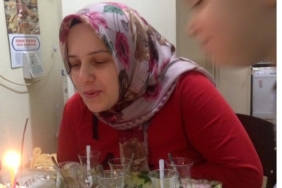 Okulda beyin kanaması geçiren öğretmen 13 günlük yaşam savaşını kaybetti