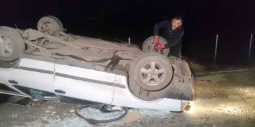 Otomobil takla attı: 2 yaralı