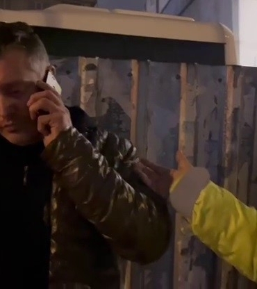 (Özel) Aracın çekiciye bindirilmesini kayda aldılar