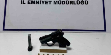 Polis, firari hükümlüyü kurye kılığına girerek yakaladı