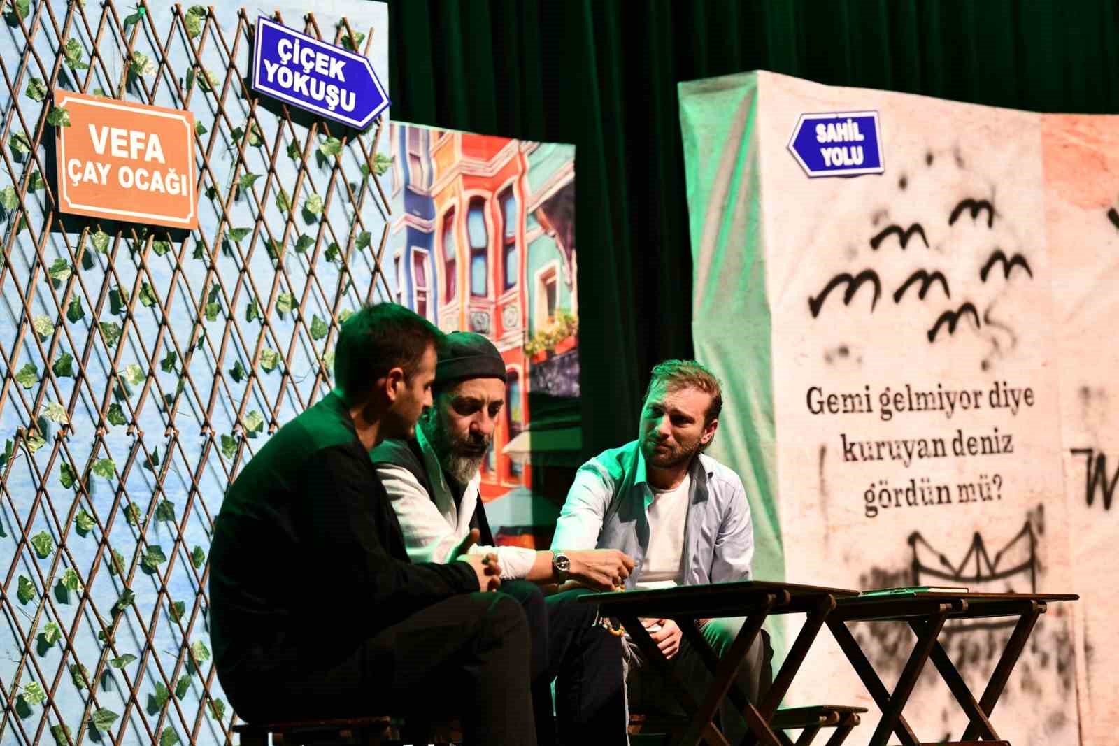 "Şahitler" tiyatro oyunu bir kez daha Filistin’i hatırlattı