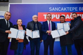 Sancaktepe’de 56 hak sahibi tapularına kavuştu