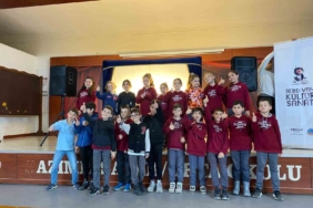 Serdivan’da öğrenciler tiyatro ile buluşuyor