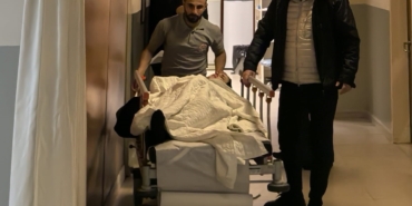 Sıcak su torbası karnında patladı