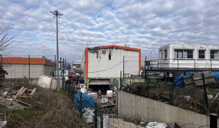 Silivri’deki fabrika yangını korkuttu