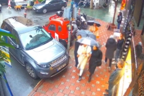 Şişli’de yolda yürüyen kadının telefonunu böyle çaldı