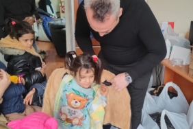 Sultangazi’de 250 çocuğu tepeden tırnağa giydirdiler