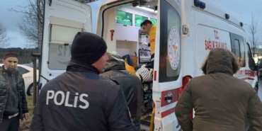 Sultangazi’de hafif ticari araç ile motosiklet çarpıştı: 1 yaralı