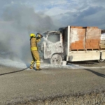 Susurluk’ta inşaat malzemesi yüklü kamyonda yangın