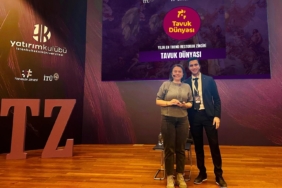 Tavuk Dünyası’na üniversitelerden iki ödül