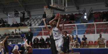 TB2L: Kocaeli BŞB Kağıtspor: 68 - Akhisar Belediye: 65