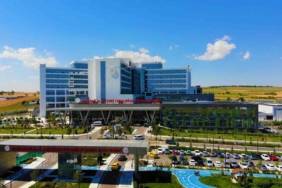 Tekirdağ Şehir Hastanesinde bir ilk: Kapalı kalça artroskopisi ameliyatı gerçekleştirildi