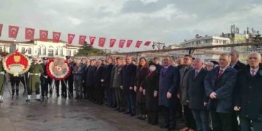 Tekirdağ’da Vatan Şairi Namık Kemal doğumunun 184. yıl dönümünde anıldı