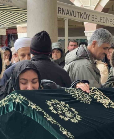 Trafik kazasında hayatını kaybeden pilot son yolculuğuna uğurlandı