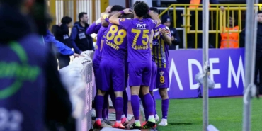 Trendyol Süper Lig: Eyüpspor: 3 - Samsunspor: 0 (Maç sonucu)