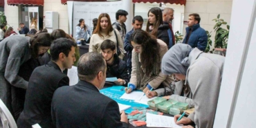 Turizmde kariyer gününde firmalara 2 bin başvuru