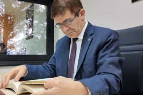 "Türkiye’nin tampon bölgenin eksik kısımlarında Suriye’ye yönelik bir kara harekatı yapmasını bekliyorum"