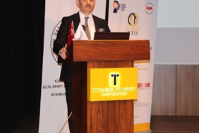 Ümit Ünal Esenyurt Belediye Başkan Yardımcılığı görevine getirildi