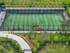 Ümraniye’de spora büyük yatırım: 93 yeni saha hizmete sunuldu