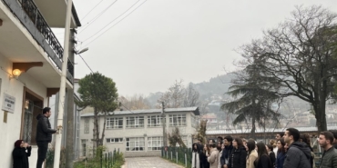 Üniversiteli gençler, büyükşehir ile şehrin güneyinde tarihi yolculuğa çıktı