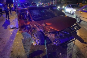 Üsküdar’da 3 araçlı zincirleme kaza: 5 yaralı