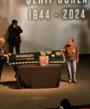 Usta yönetmen Şerif Gören Beyoğlu Atlas Sineması’nda tören düzenlendi