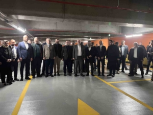 ‘Üstü park, altı otopark’ sloganı ile yola çıkan Güngören Belediyesi, katlı otopark ve çocuk parkı projesini tamamladı